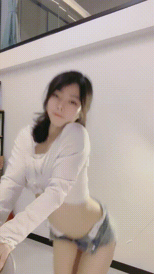 女神尺度突破!终于爽喷水了~【婉儿】道具狂插!高潮喷水~ 1 女神尺度突破!终于爽喷水了~【婉儿】道具狂插!高潮喷水~ 1