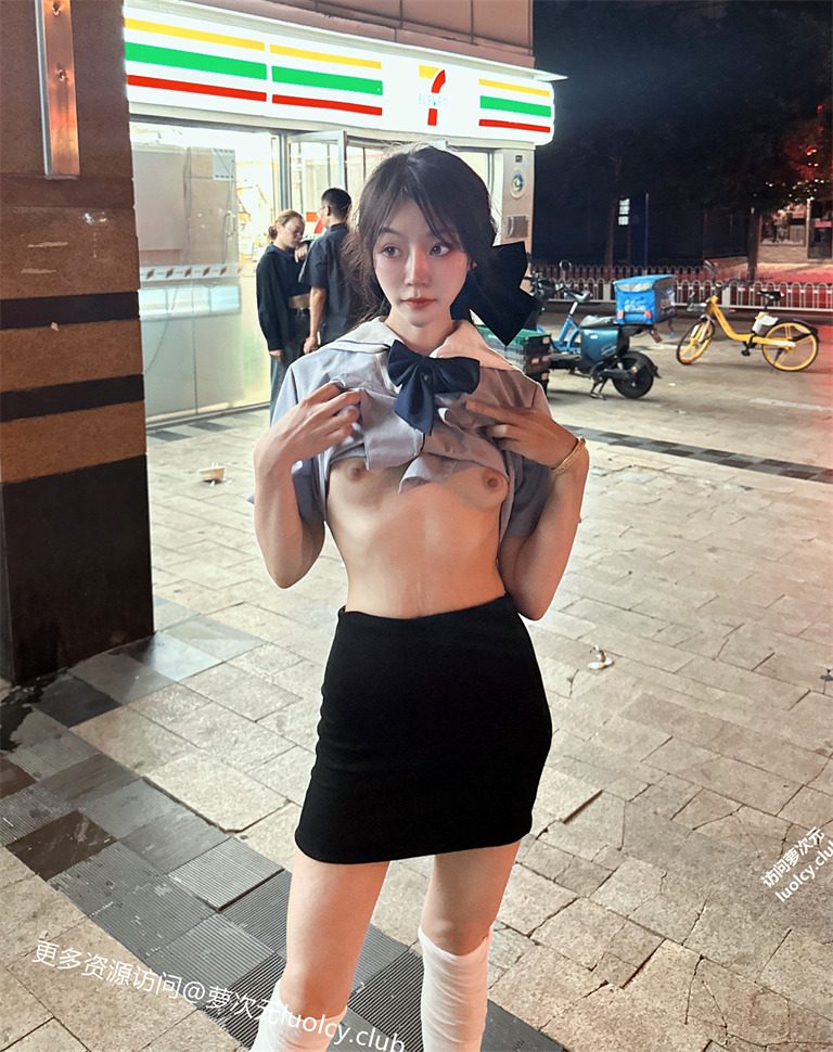 彤彤乖 – 新增 7月订阅福利 56分钟 人前露出 [95PnV-2.02G] 持续更新中 百度云 5