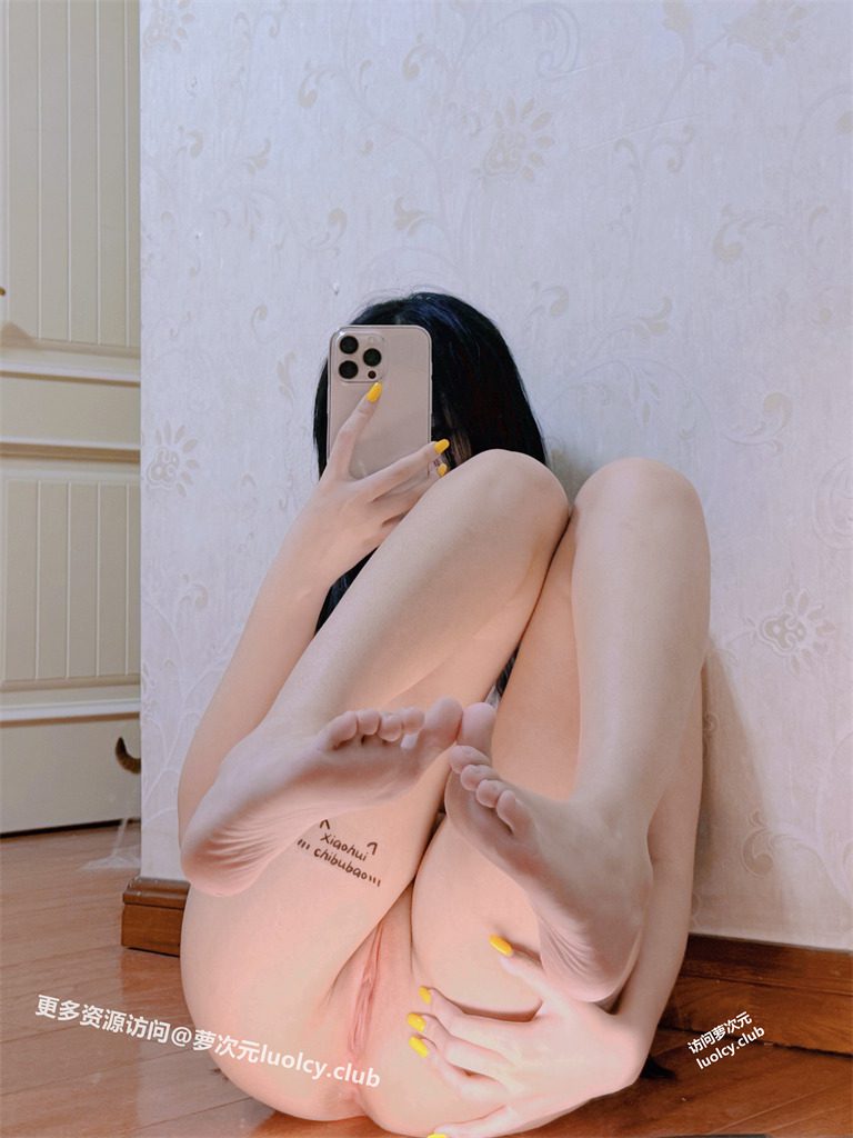 小悔吃不饱 – [188门槛] 13分钟 Cos白虎萝莉订阅福利 [22P16V-894MB] 持续更新中 百度云 3