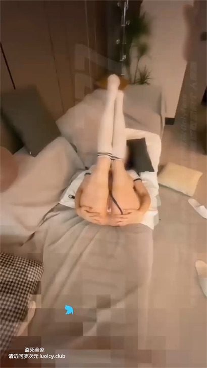 LuckyQL777 – 新作 28分钟 NTR绿帽夫妻 足球宝贝 疯狂爆操打桩[1V-463MB] 持续更新中 百度云 3