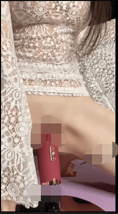 极品福利姬-小美miyoki-新 阳台自慰直播（1V,250M） 3