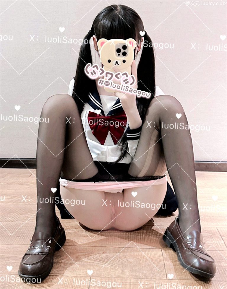 小雯宝宝(玩具兔)@luoliSaogou – 新增 11分钟 足控白袜粉色学生服 [17P1V-711MB] 持续更新中 百度云 9