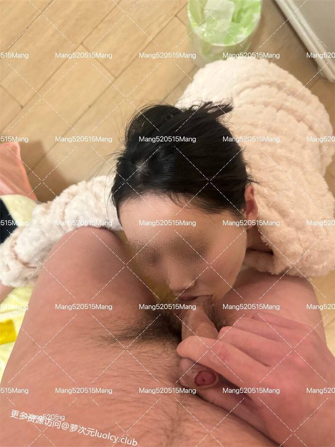 Mang520515Mang – [高价福利] 1.07小时 大奶高潮脸反差婊私拍福利 [85PnV-2.73G] 持续更新中 百度云 1