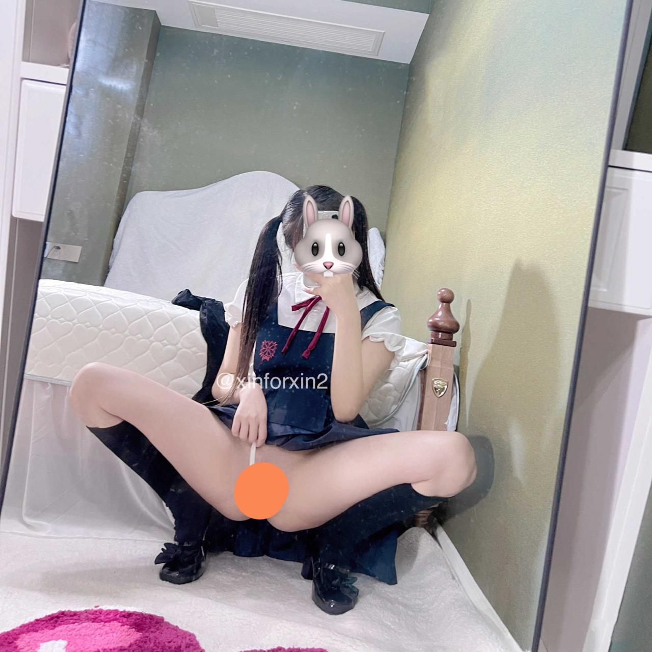 【新】小白奶兔(点心兔) – [门槛更新] 8分钟  在校JK自慰+早期Cos巫女【2V】【1.13G百度云】 4