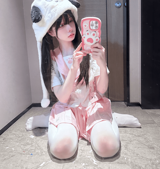 金钱钱 – 可爱露脸福利姬白虎足交 5