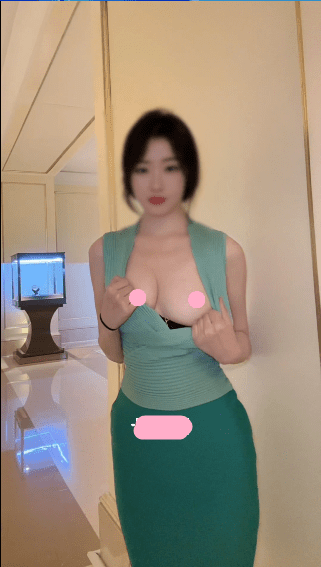小美miyoki – 新作 9分钟 性感包臀OL装 酒店厕所手抠喷水  1V679M 1
