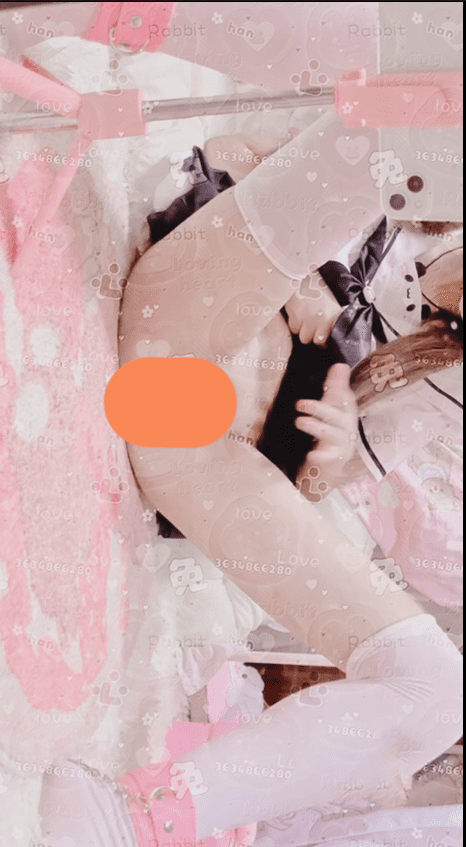 【新】小兔柔柔-[499门槛] 新2V 10分钟 顶级Cos白虎萝莉 自慰订阅【2V】【599MB百度云】 2