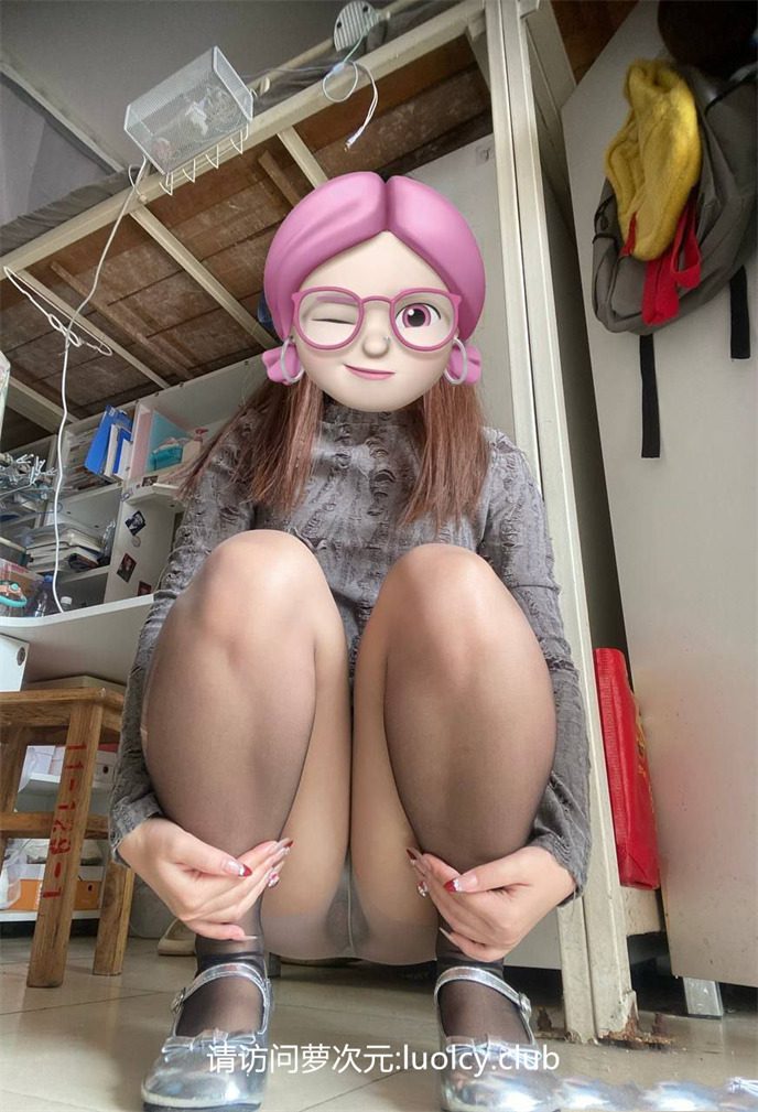 一人偶 – 女大宿舍开裆丝袜展示 [68P30V-711MB] 持续更新中 百度云 6