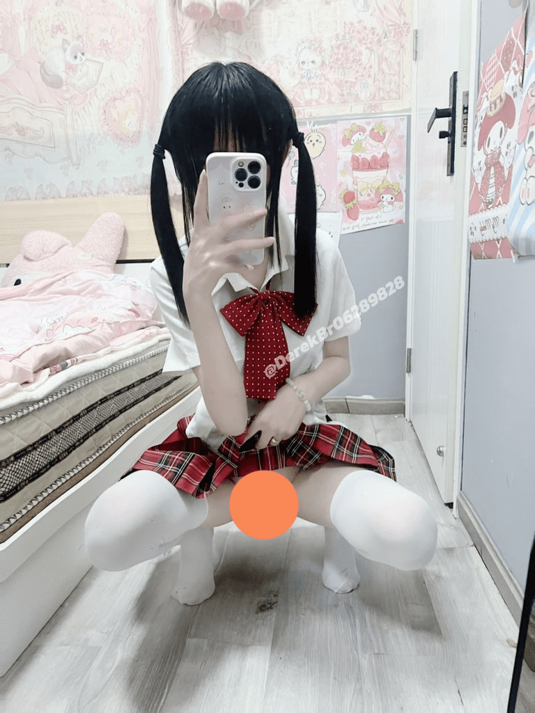 【新】小妮酱 – [门槛福利] 15分钟 双马尾贫乳萝莉私拍订阅【8P+8V】【751MB百度云】 2