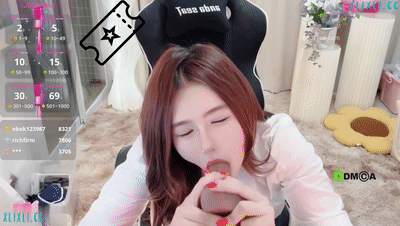 stripchat 极品主播 happy_kitty baileys_tt Cherrybombbb 40 4