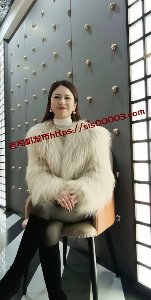 抖音 好运连连 良家丝袜高跟熟女 一对一 目前最大尺度【1V】【83M】 1
