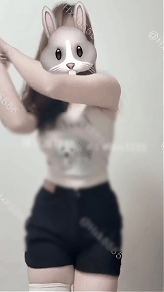 推特新晋福利姬 小美女心碎碎 反差裸舞Q弹动感圆乳抖飞了【102V】【326M】 3