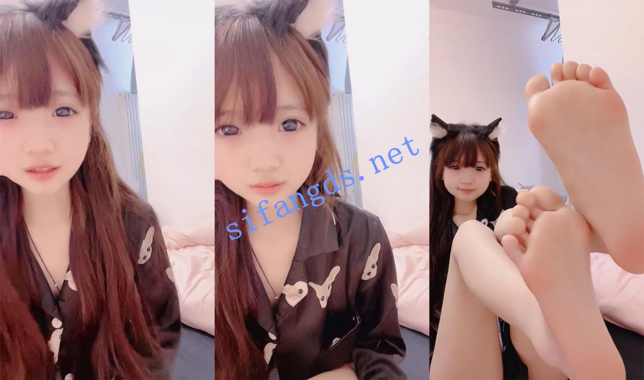 反差萝莉 好淫荡~【系小狗】又萌又骚~超粉美屄 道具自慰！ 1