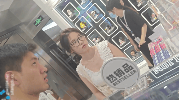 【永久会员求稿】[偷拍] 稀缺无内系列❤️无内露鲍+真空透明内+情趣内+镂空内+透明内+丁字内大合集【173V】【69.4G】 23