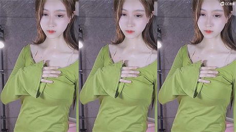 ❣️推荐❣️网易CC骚主播【静静妹妹】裸舞诱惑，跳舞赚不到钱下海做母狗，被大哥颜射，憋了多久射这么多【15V】【4.1G】 5