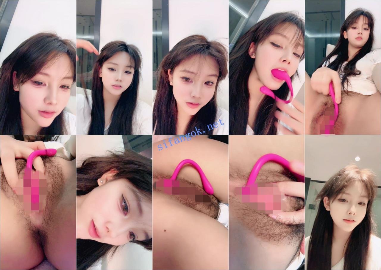 反差高中小美女安吉拉来了第二弹！嫩到滴水的学生妹被道具插到失神 1