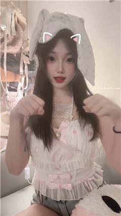 快手千万粉嫩妹小主播 私人定制裸舞自慰插穴喷水 15