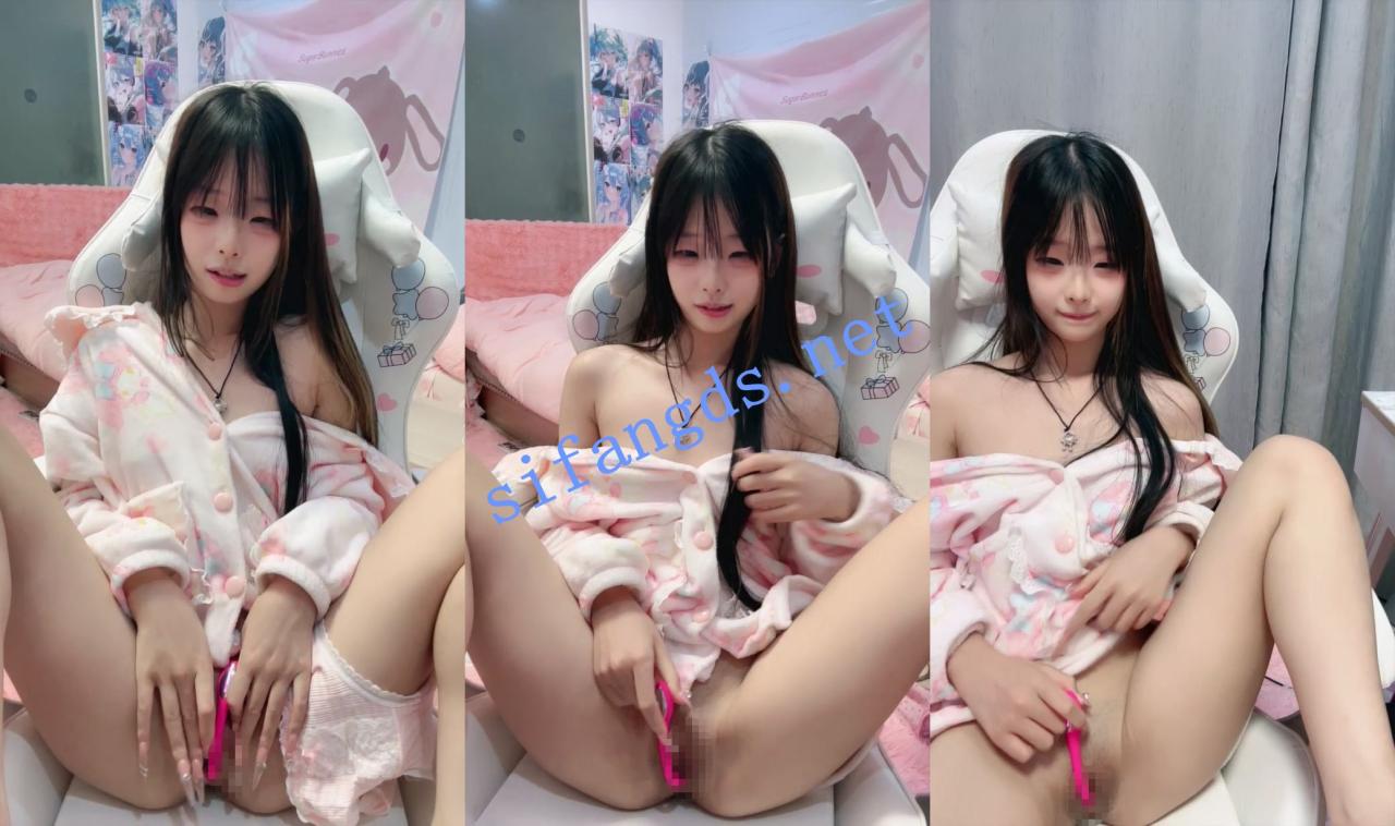小小萝莉刚成年！【幼七】含苞待放白虎嫩逼~跳蛋自慰~2 2