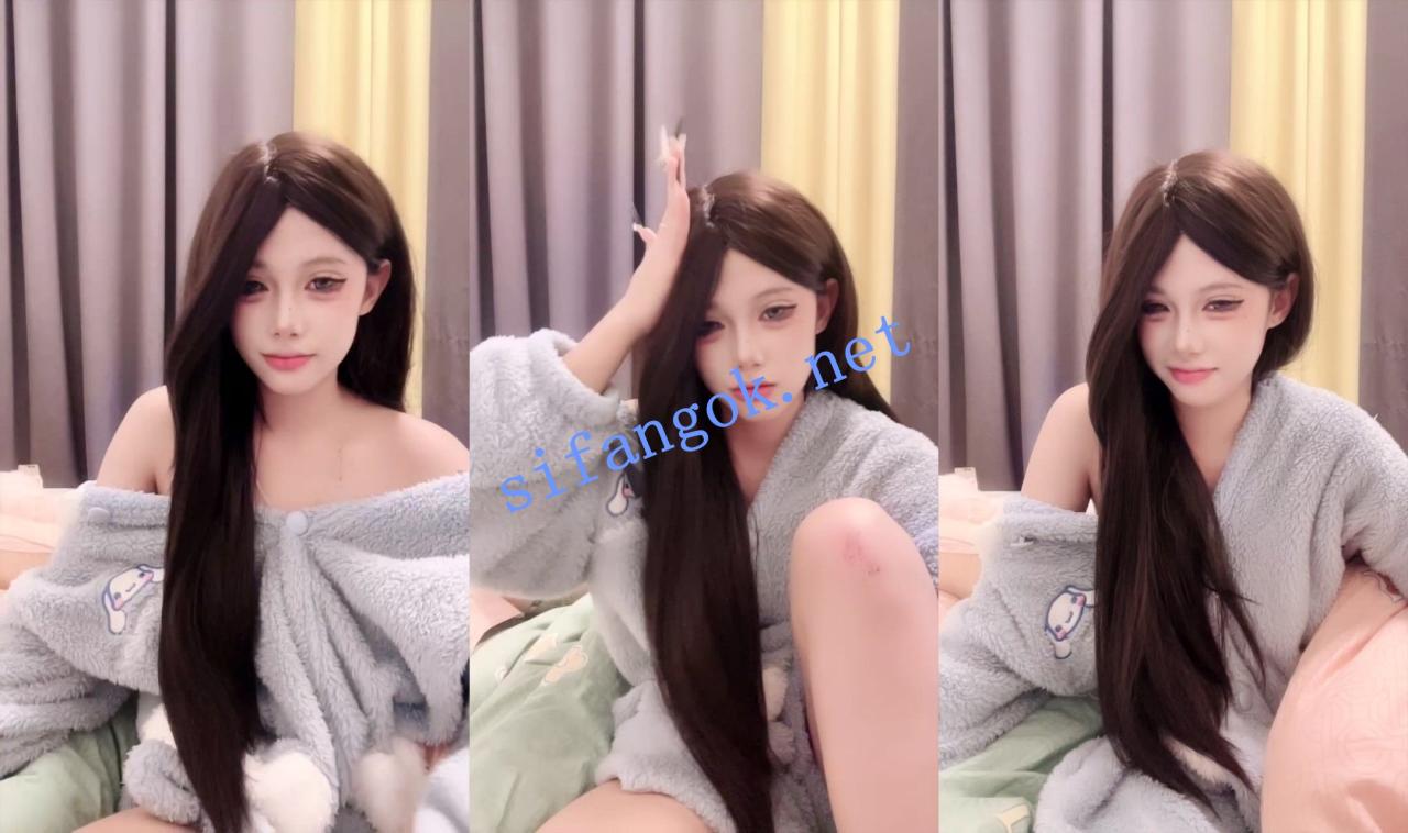 【花开富贵】巨乳学生妹~超级漂亮~特写bb对屏道具自慰 1