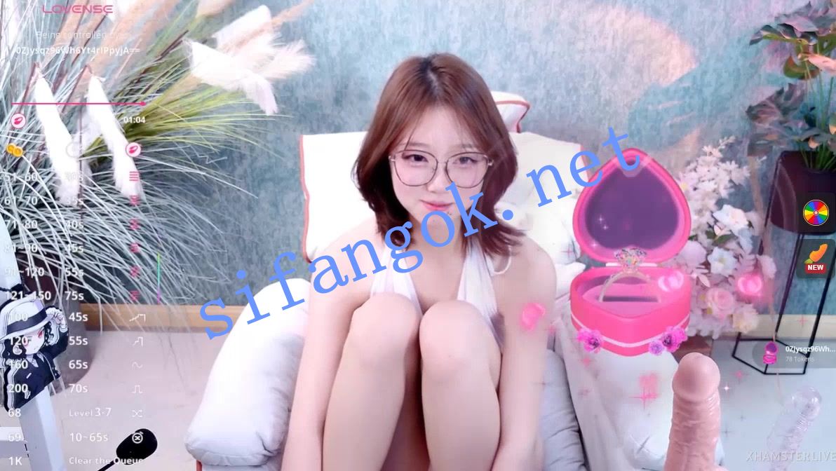 ❤❤❤ST新晋短发新秀可爱妹，Stripchat【ZoeLily2026】自慰爆浆 7