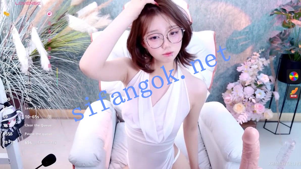 ❤❤❤ST新晋短发新秀可爱妹，Stripchat【ZoeLily2026】自慰爆浆 14