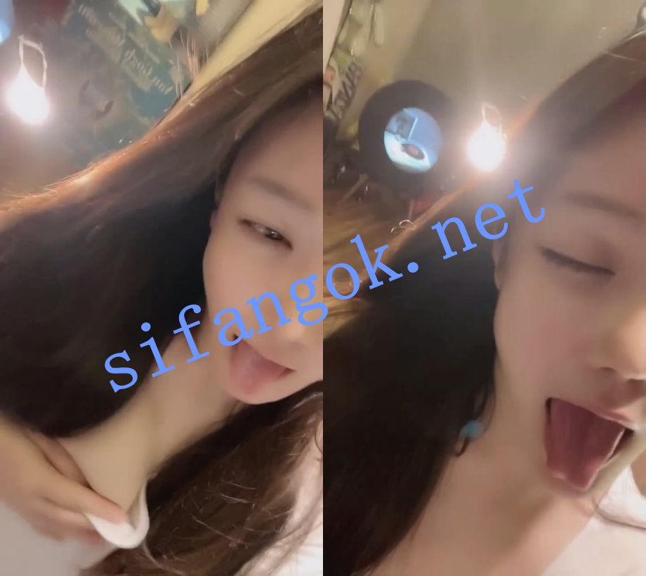 多彩彩播-婕妤(一只囚)私下1V1脱衣舞扒穴自慰及直播走光 1