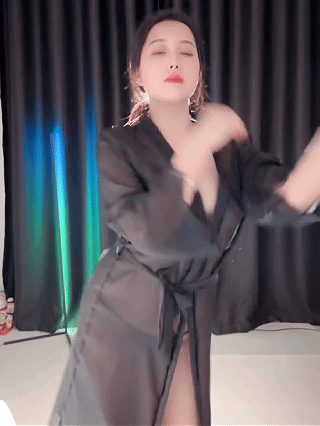 快手超骚主播 美娘777 高价定制裸舞脸穴同框 顶B抖奶起飞 8
