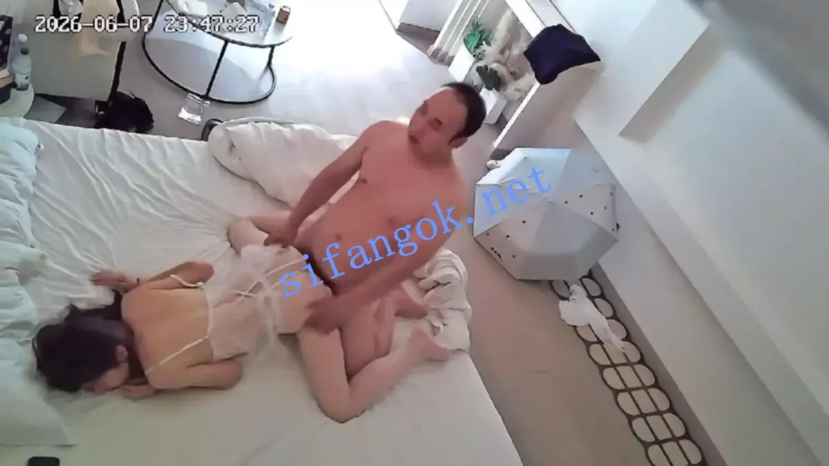 ❤️20260608❤️甜美白皙炮架子提前入住等中登赴约挨操三场 29