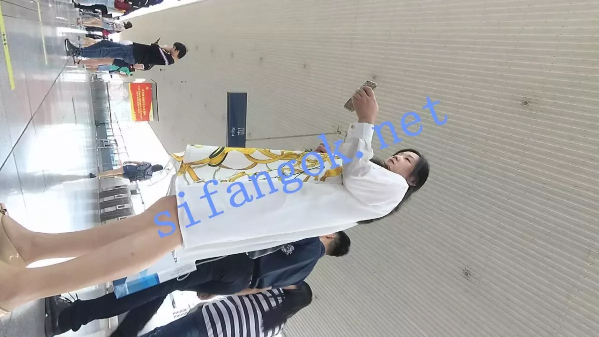 ✅【机场大师级系列】街拍抄底各种极品美女小姐姐大合集 28