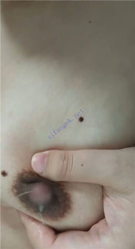 快手福利 瑾儿哺乳期、猫吃动感噜 大尺自慰喷奶 骚鲍鉴定【12V】【389M】 16
