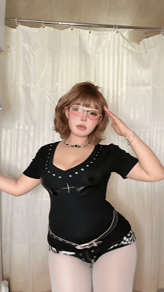 抖音超甜肉肉妹 小蛇 反差抖音风 抖奶骚舞福利 打桩小视频【51V20P】【214M】 1