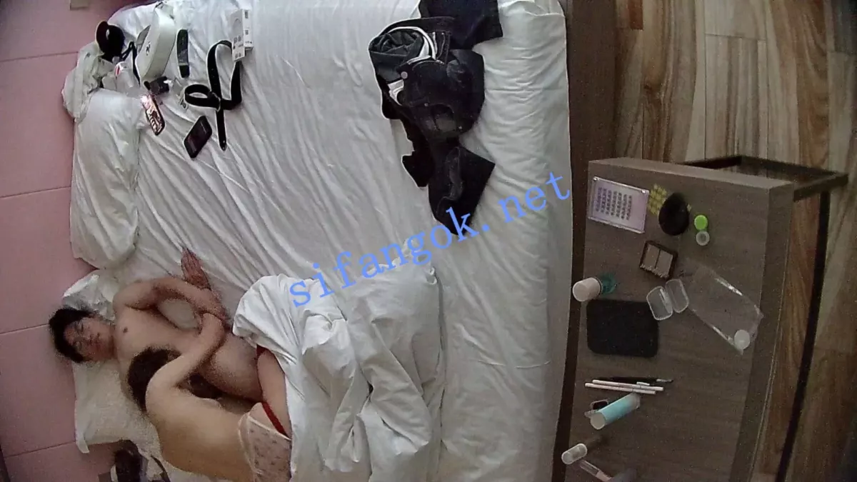 ❤️20260607❤️极品美女穿上黑丝被男友把内裤塞嘴里掐脖操 29 ❤️20260607❤️极品美女穿上黑丝被男友把内裤塞嘴里掐脖操 29