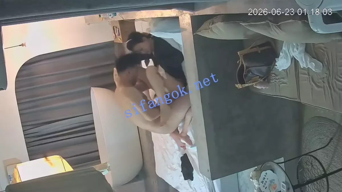 小清新美女~胸型完美大奶子~后入爆操~骨架小干到飞起来 10