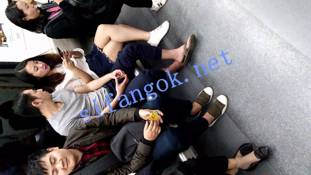 ✅【机场大师级系列】街拍抄底各种极品美女小姐姐大合集 4