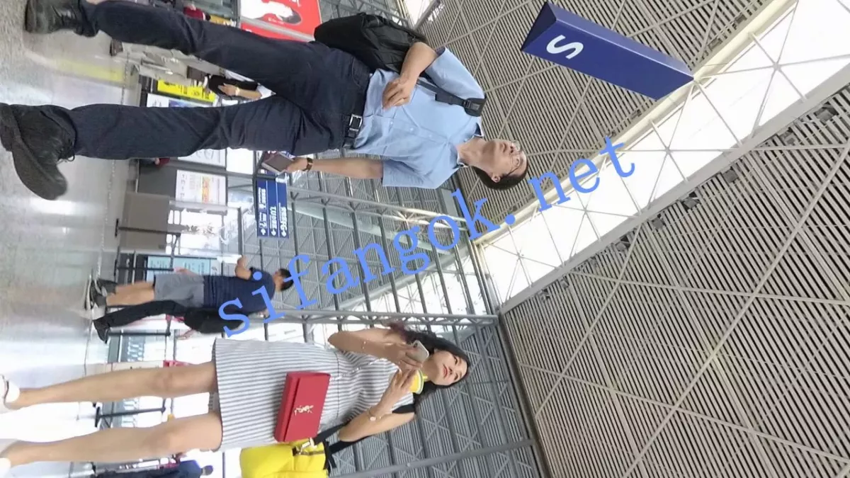 ✅【机场大师级系列】街拍抄底各种极品美女小姐姐大合集 7