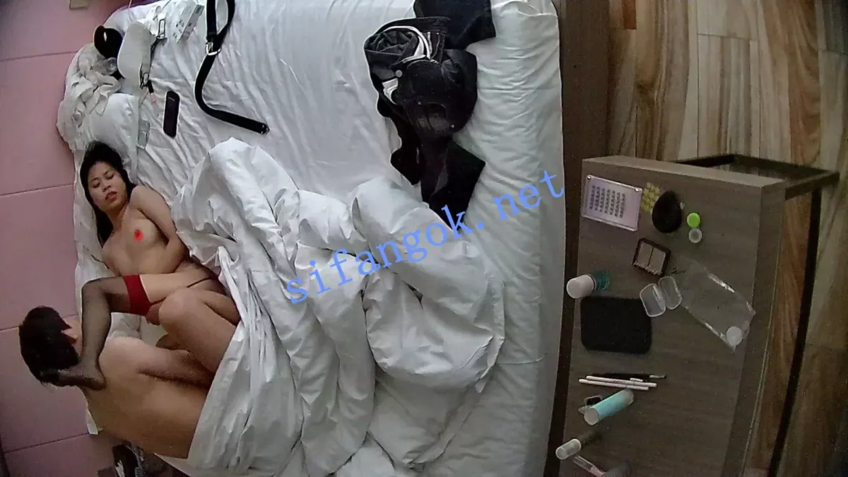 ❤️20260607❤️极品美女穿上黑丝被男友把内裤塞嘴里掐脖操 26 ❤️20260607❤️极品美女穿上黑丝被男友把内裤塞嘴里掐脖操 26