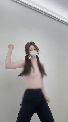 推特嫩妹大学生 纯欲小朵 真金定制裸舞 粉穴弹力插超润-6【16V】【995M】 3