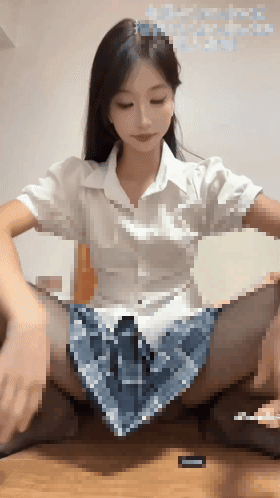 【重磅】推特受肉完犊子 20号妹子 裸舞私拍 特写 顶爆了【25V】【2.93G】 13