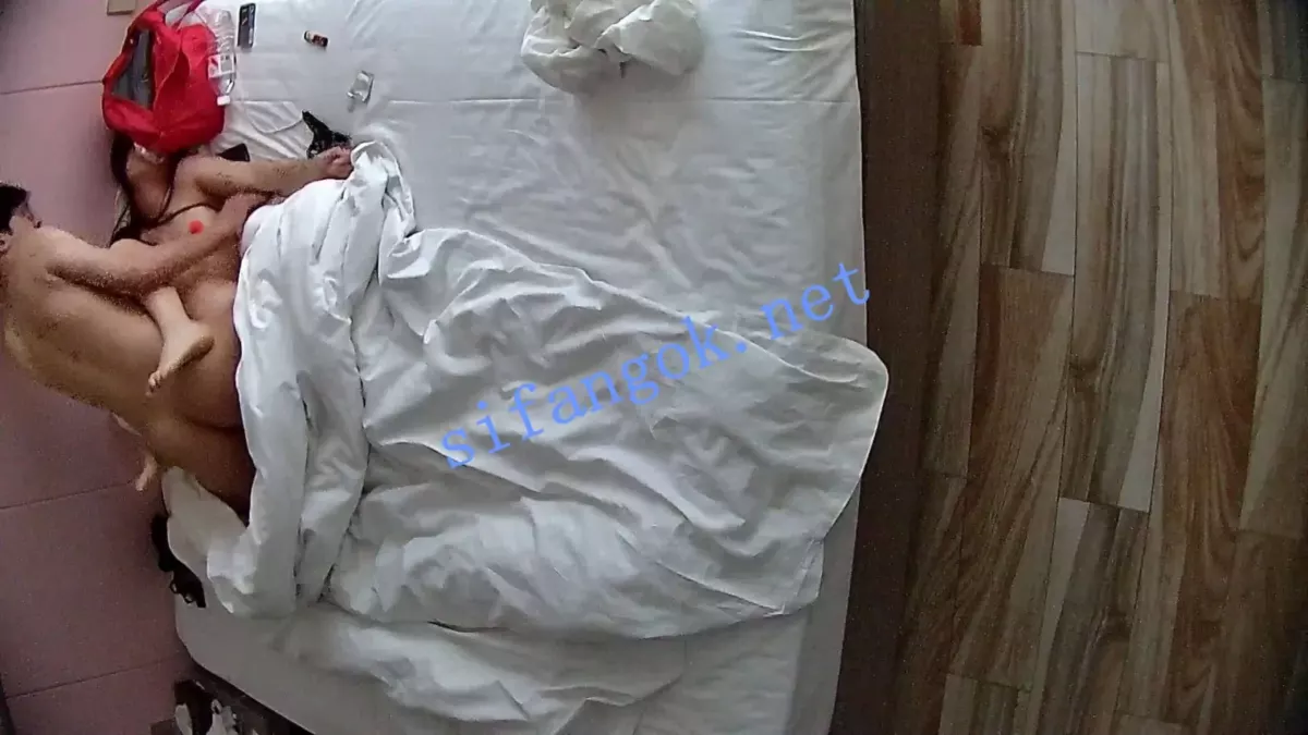 ❤️20260607❤️极品美女穿上黑丝被男友把内裤塞嘴里掐脖操 15 ❤️20260607❤️极品美女穿上黑丝被男友把内裤塞嘴里掐脖操 15