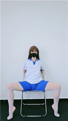推特极品骚母狗 琪宝哟 美琪 2026最新裸舞自慰 弹力插起飞【19V4P】【630M】 16