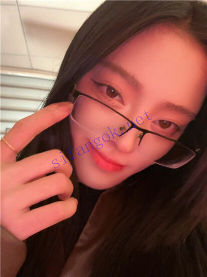 抖音超美主播 金克丝.玖伍六 情趣露毛诱惑 双女互捏大福利【12V】【2.71G】 19