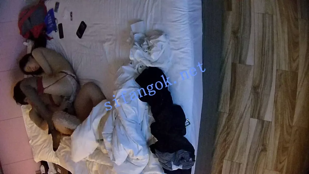 ❤️20260607❤️极品美女穿上黑丝被男友把内裤塞嘴里掐脖操 9 ❤️20260607❤️极品美女穿上黑丝被男友把内裤塞嘴里掐脖操 9