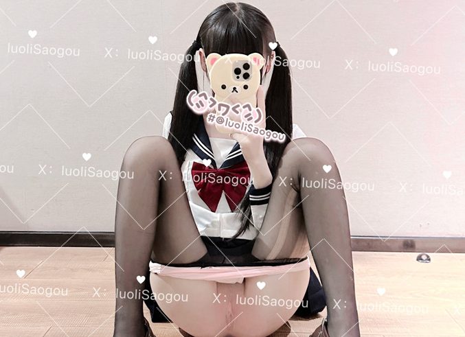 小雯宝宝(幼凛) – 新作 【288门槛】18分钟 Cos黑色洛丽塔 【1V-1.91G】 3 小雯宝宝(幼凛) – 新作 【288门槛】18分钟 Cos黑色洛丽塔 【1V-1.91G】 3