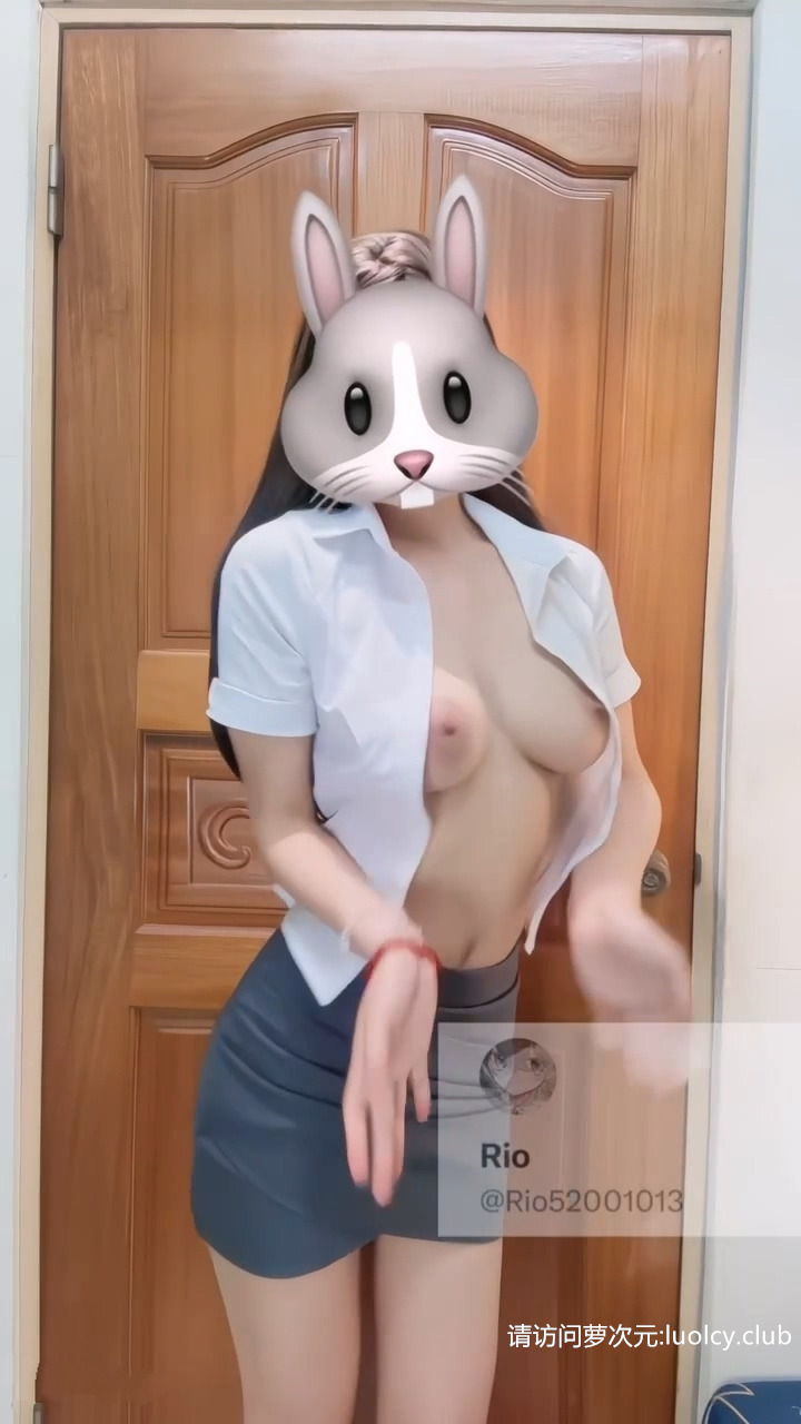 小R@RIO – 新作 【门槛福利】40分钟 E杯巨乳舞姬 7月~9月最新反差变装裸舞自慰合集 【74V-7.15G】 10