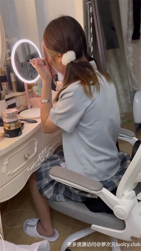 江南第一深情 – 新作 12分钟 萝莉Jk美眉无套输出 骚叫不停 【1V-434MB】 9