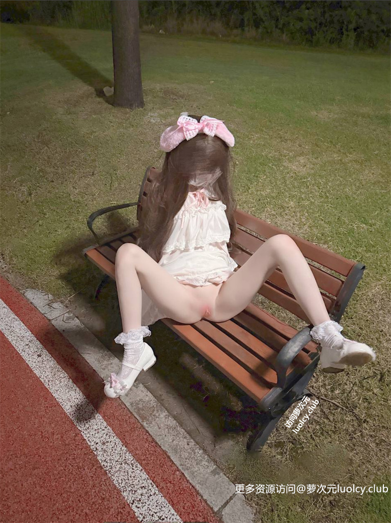 崽崽@Babybaobaoya – [288门槛] [含新增] 1.20小时 顶级Cos白虎萝莉露出自慰啪啪合集 [262P2V-5.39G] 5