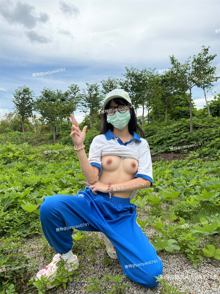 YaoYao(小夭) – 双马尾萝莉 户外露出 【203P9V-597MB】 2 YaoYao(小夭) – 双马尾萝莉 户外露出 【203P9V-597MB】 2