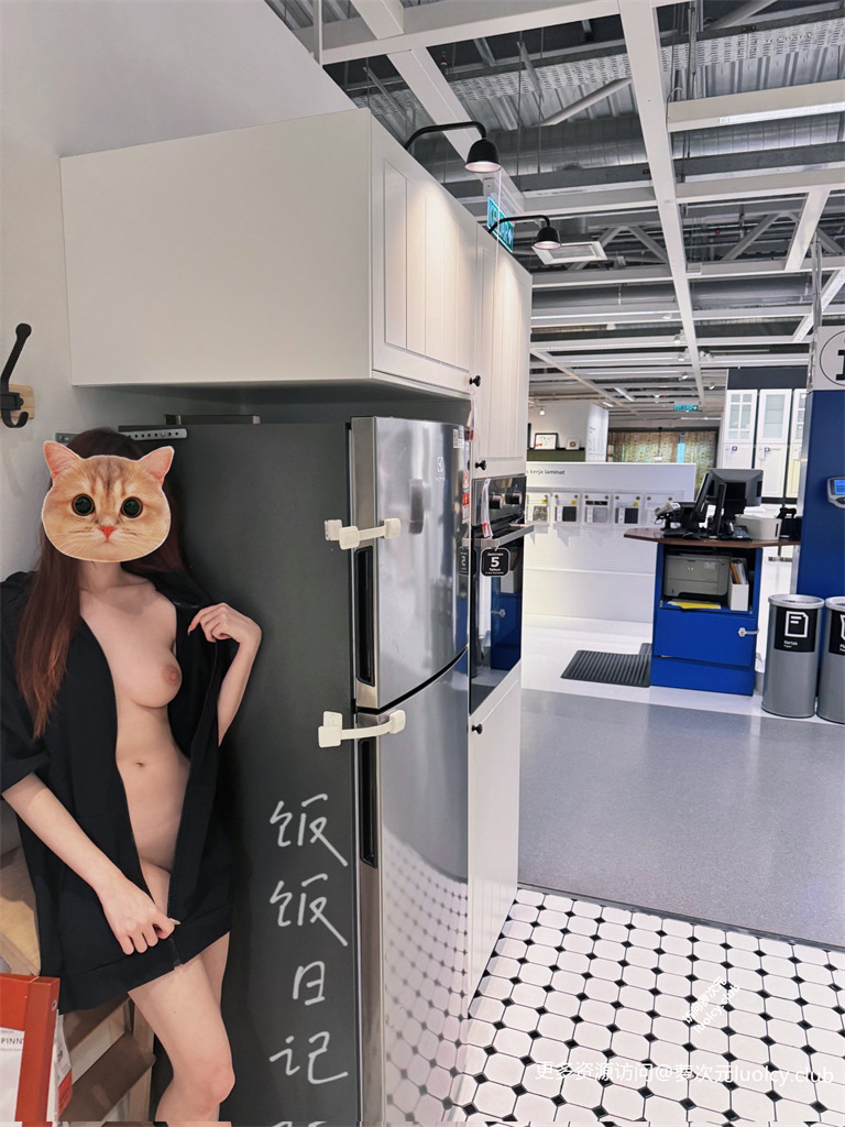 饭饭日记 – 反差婊人前户外露出私拍福利 【65P8V-468MB】 4