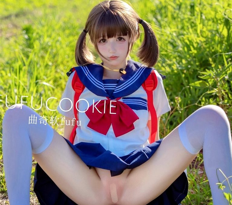 曲奇软fufu – 新作 8月女儿服 [32P3V-94.3MB] 1