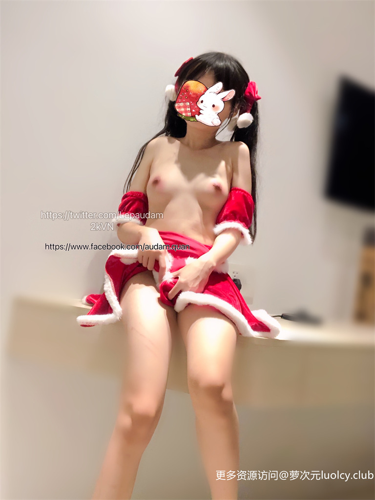 LepALuli2kVN@lepaudam – 【门槛未流出】11分钟 顶级双马尾萝莉【1142P3V-1.91G】 19